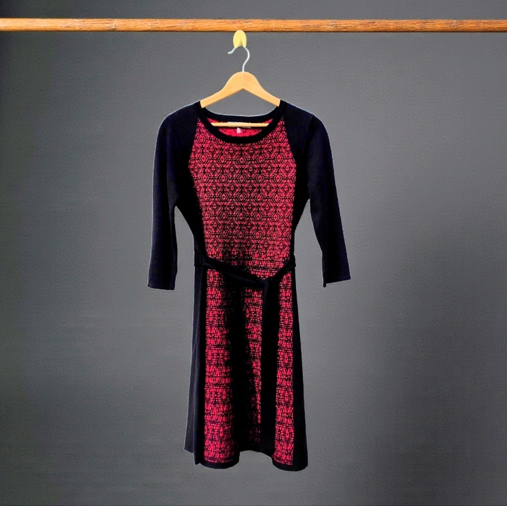 Danny and Nicole Red Black Belted Sweater Dress M